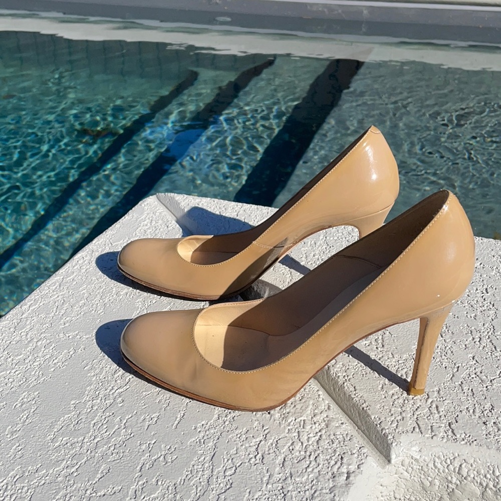 LK Bennett Tan Patent Leather Heels, Court Shoes - Size EUR 40 or US 9